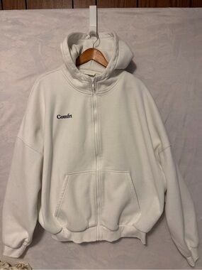 Comfort Zip-Up Hooded Jacket in White